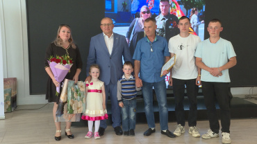 В Астрахани организовали праздник для семей участников СВО