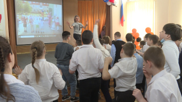 В пасхальную седмицу в Астрахани устроили праздник для особенных детей 