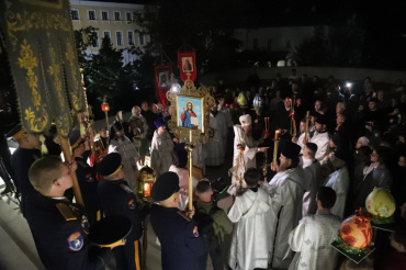 Православные астраханцы встретили Светлый праздник Пасхи