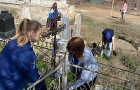 В Астрахани стартовала уборка воинских захоронений на кладбищах