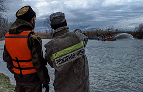 Волонтерская экспедиция наводит порядок в Астраханском заповеднике