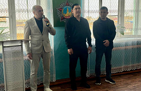 В Астраханской области открыли стенд в честь погибших в СВО выпускников школы