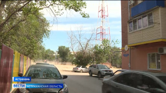 Год спустя после частичного обрушения подъезда на улице Ляхова в Астрахани аварийный дом полностью демонтирован
