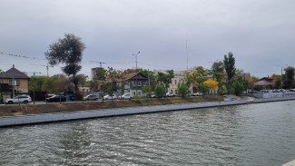 В каналах Астрахани понижают уровень воды