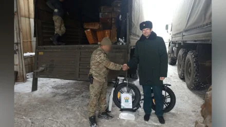 Электротранспорт более чем на 15 млн рублей передали астраханские таможенники на нужды СВО