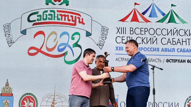 Игорь Бабушкин вместе с главами Татарстана и Пермского края открыл Сабантуй в Астрахани