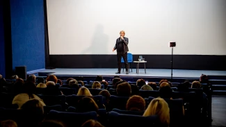 Дмитрий Харатьян выступит с лекцией для молодых астраханцев