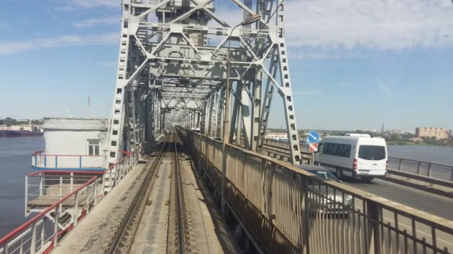 В Астрахани на Старом мосту 2 ночи подряд будет ограничено движение