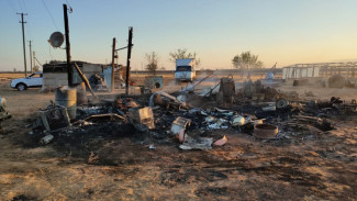 В Астраханской области при загорании жилпостройки погибла девушка