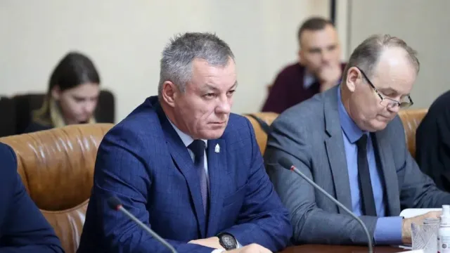 В Астрахани глава Ахтубинского района подозревается в получении крупной взятки