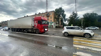 В ДТП в Астрахани пострадали женщина и ребёнок