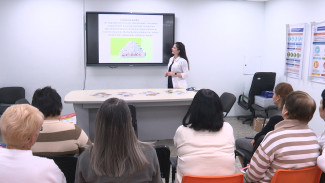 В астраханском эндокринологическом центре помогают пациентам с сахарным диабетом