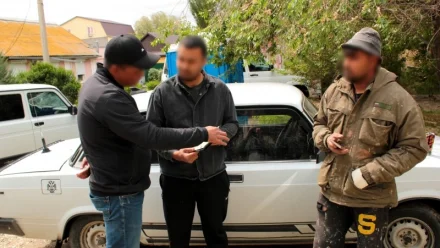 В Астрахани стройфирма выплатила крупный штраф за незаконное трудоустройство иностранца