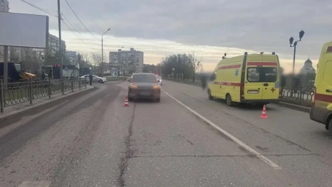 В Астрахани водитель машины скорой помощи сбил 10-летнего мальчика