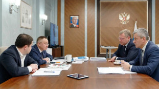 Игорь Бабушкин провёл встречу с министром строительства и ЖКХ России