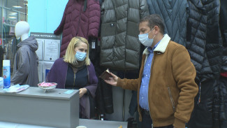 В торговых центрах Астрахани прошёл рейд по соблюдению масочного режима
