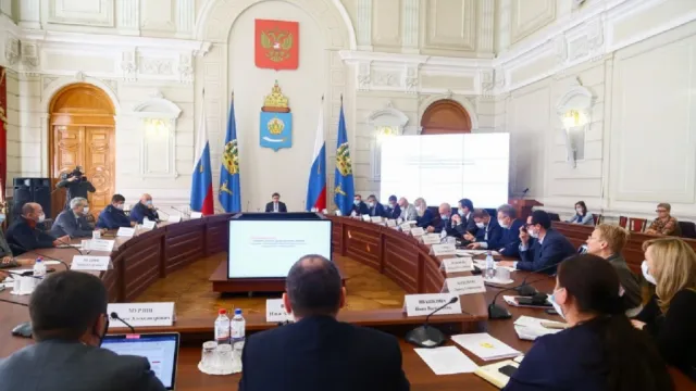 На одного из астраханских вице-премьеров возложены новые обязанности
