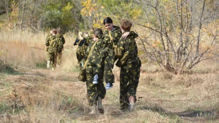 В Астрахани провели военно-спортивную игру "Зарница"