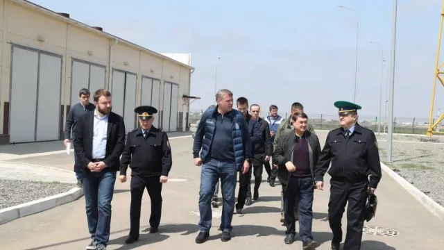 Астраханскую область посетили помощники президента РФ Игорь Левитин и Максим Орешкин