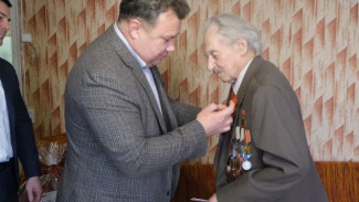 99-летний ветеран из Астрахани посетит парад Победы в Москве