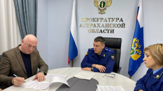 Астраханский прокурор вынес предостережение подрядчику из-за отставания от графика строительства