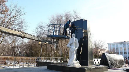 Астраханский губернатор проинспектировал готовность мемориала погибшим в ходе СВО