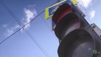 В Астрахани в сентябре заработают 58 новых светофоров