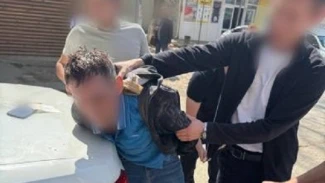 В Астрахани полиция задержала ограбившего бабушку в квартире мужчину 