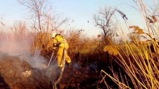 В Астрахани и двух районах области ожидается запах гари из-за пожара
