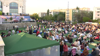 В Астрахани стартовал 11-й сезон фестиваля «Музыка на траве»
