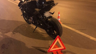 В Астрахани пострадал 37-летний мотоциклист, избегая столкновения с машиной