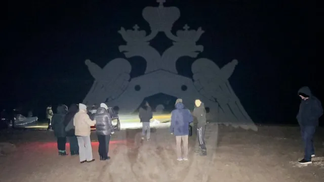 На севере Астраханской области два человека утонули в автомобиле