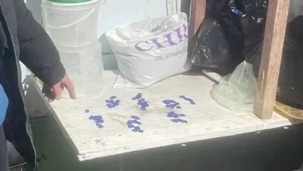 Астраханские полицейские задержали наркокурьера с крупной партией метадона