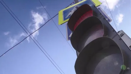 В Астрахани в сентябре заработают 58 новых светофоров