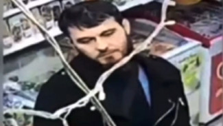 В Астрахани задержали мужчину, устроившего дебош в продуктовом магазине