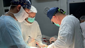 Астраханские врачи спасли жизнь пациентке с ножевым ранением сердца