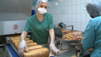 Астраханские хлебозаводы в новогодние праздники работают в штатном режиме 