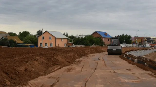 В Астрахани отремонтированную часть Милицейского моста готовят к укладке асфальта