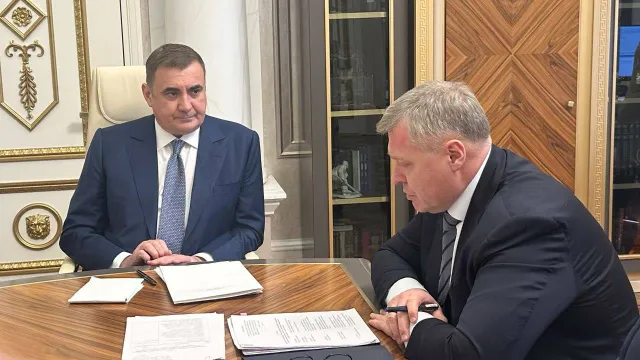 Помощник президента РФ и астраханский губернатор обсудили стратегию работы новой комиссии Госсовета