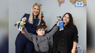 «Ёлка желаний» исполнила мечты юных астраханцев о лошадях, Волке и Зайце