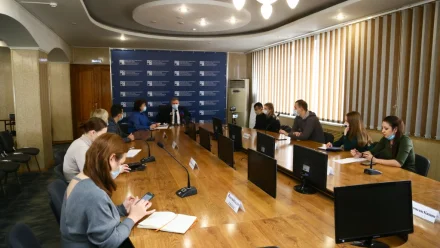 Более 90% астраханцев обеспечены соцвыплатами до 31 марта 2021 года