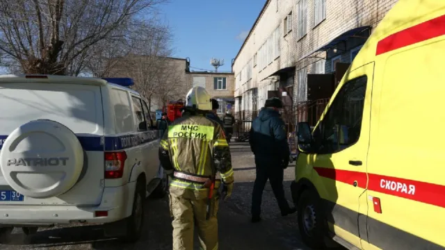 Названа предварительная причина пожара в инфекционной больнице в Астрахани