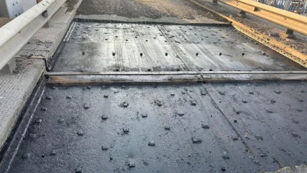 Ремонт Старого моста приостановлен из-за непогоды