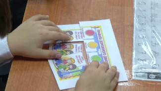 Астраханские первоклашки осваивают правила дорожного движения