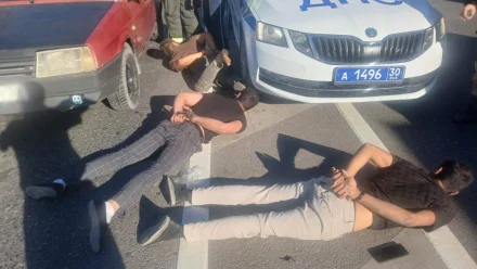 В Астрахани полицейские задержали дорожных хулиганов