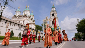 В Астрахани в День славянской письменности и культуры прошёл крестный ход 