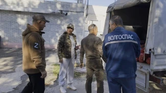 Астраханские спасатели отправили гумпомощь бойцам СВО