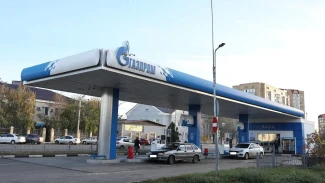 Глава астраханского Минпрома: бензина на нефтебазах достаточно