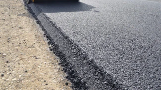 В Астраханской области участки федеральных трасс укрепят защитными слоями износа