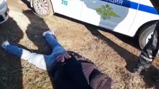 В Ахтубинске Астраханской области задержали невменяемого водителя